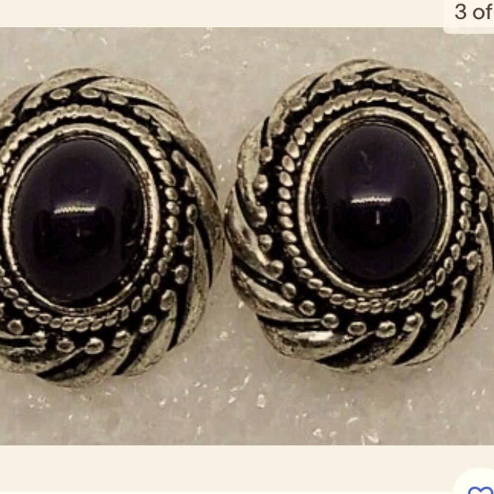 Vintage AVON Silver Tone And Purple Cabochon Bead Stud Earrings Pierced Post